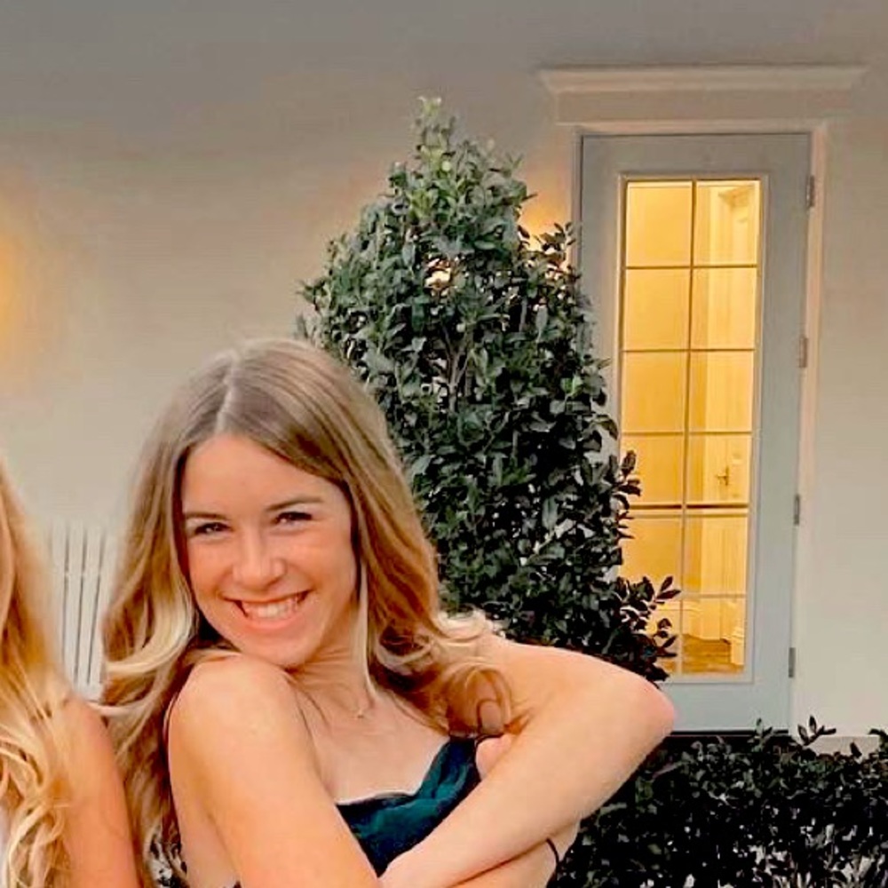 Meet your Posher, Addison